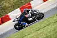 cadwell-no-limits-trackday;cadwell-park;cadwell-park-photographs;cadwell-trackday-photographs;enduro-digital-images;event-digital-images;eventdigitalimages;navarra;no-limits-trackdays;peter-wileman-photography;racing-digital-images;trackday-digital-images;trackday-photos